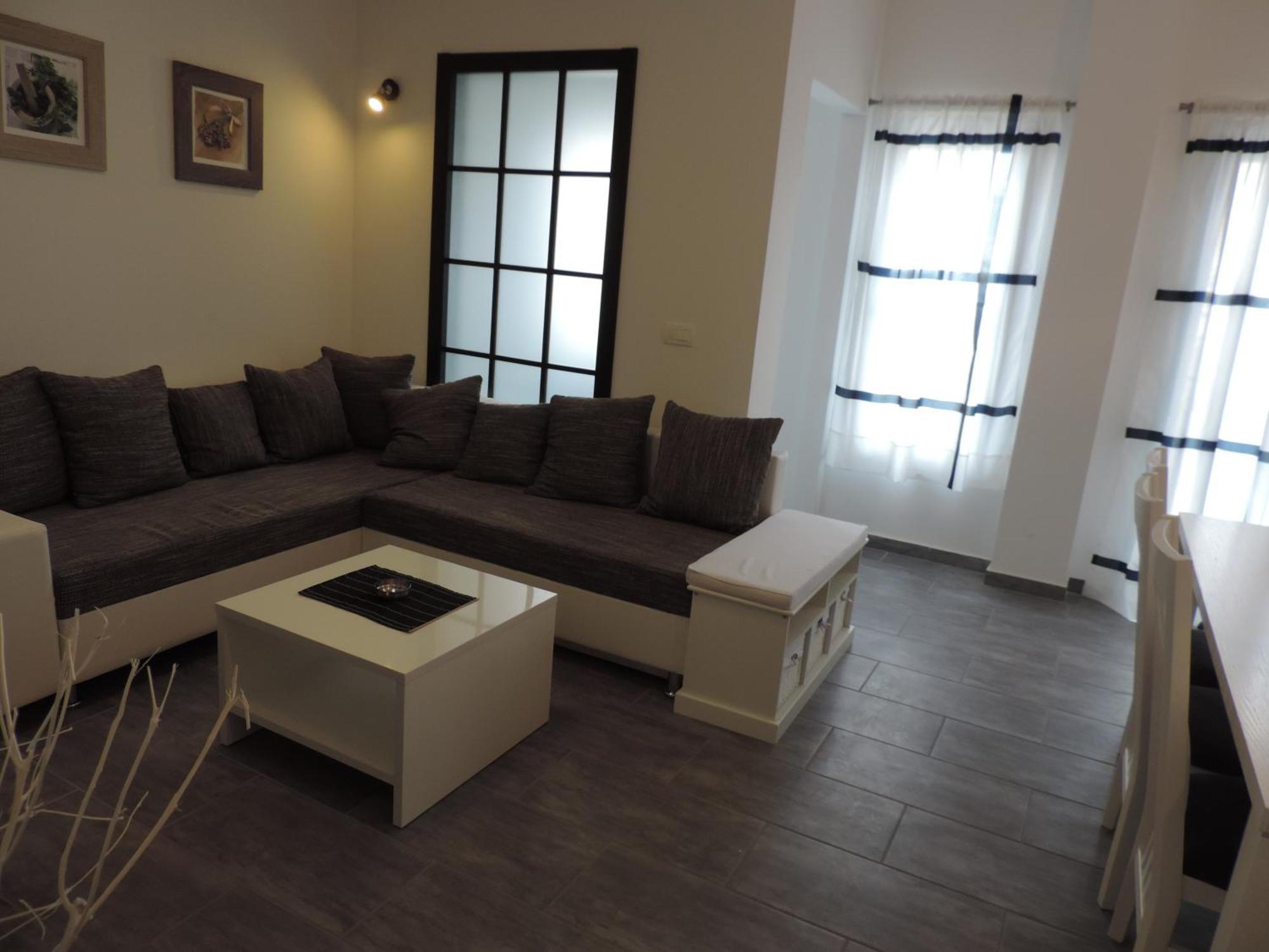 Apartments Lori Biograd Na Moru Ngoại thất bức ảnh