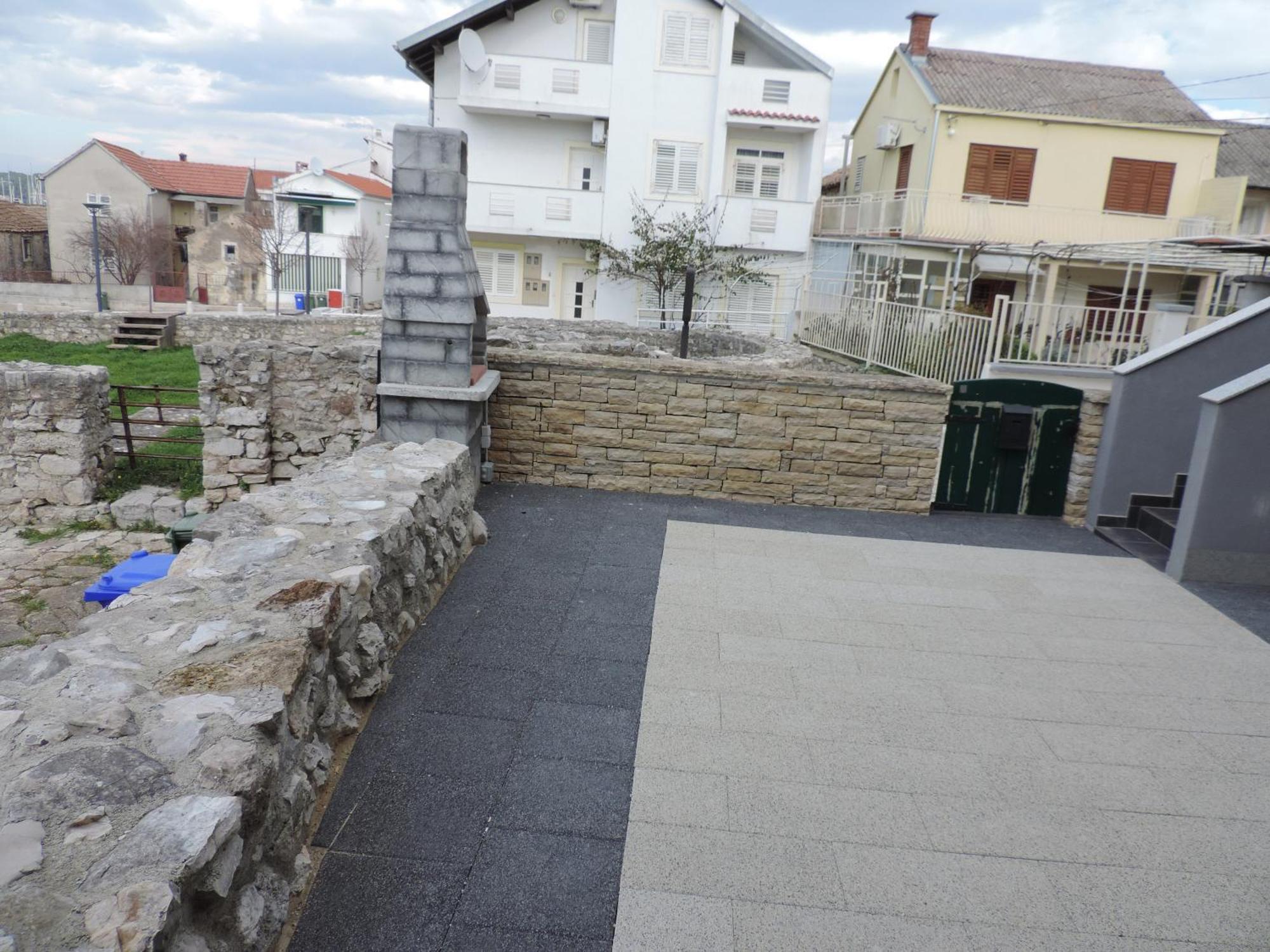Apartments Lori Biograd Na Moru Ngoại thất bức ảnh