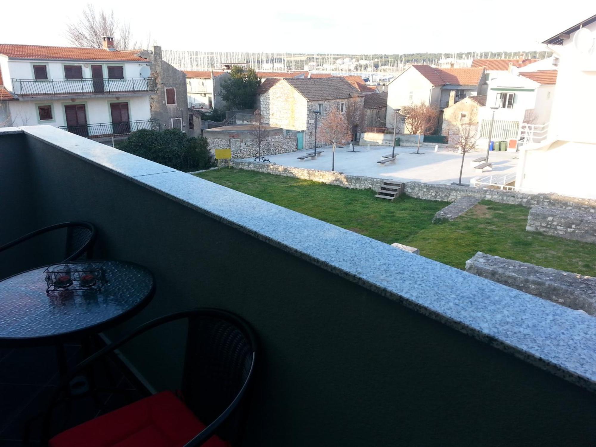 Apartments Lori Biograd Na Moru Phòng bức ảnh