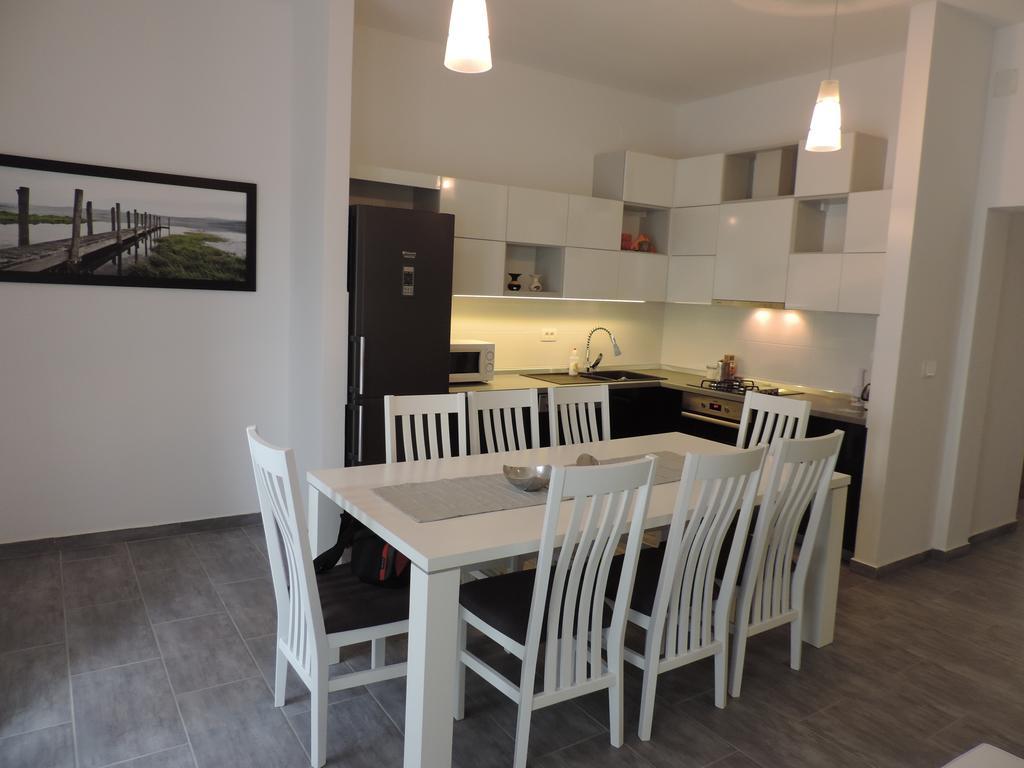 Apartments Lori Biograd Na Moru Phòng bức ảnh